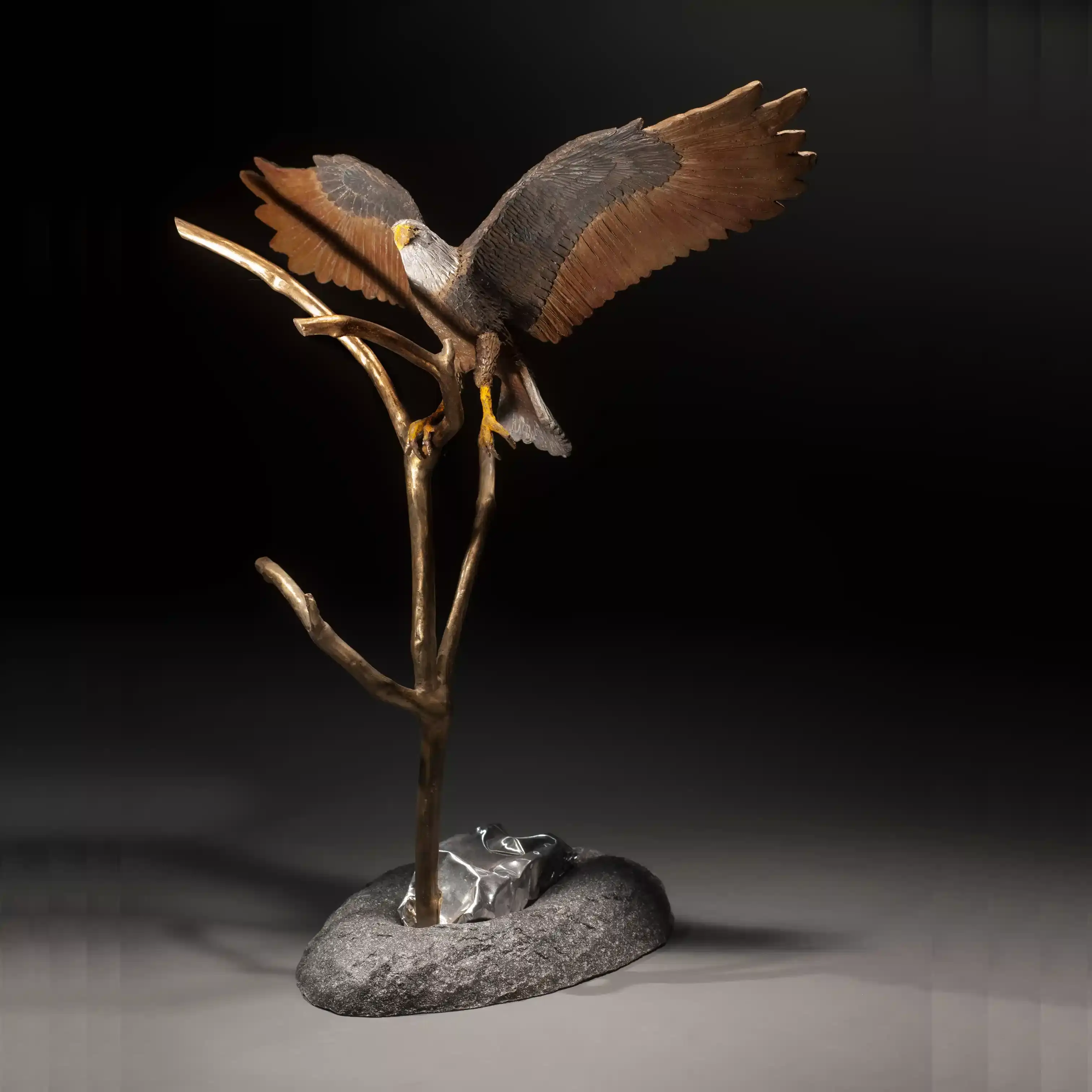 Sculpture en bronze Zeus sous la forme de l’aigle au sommet du Vésuve | Artiste De Leclerc | Québec Canada