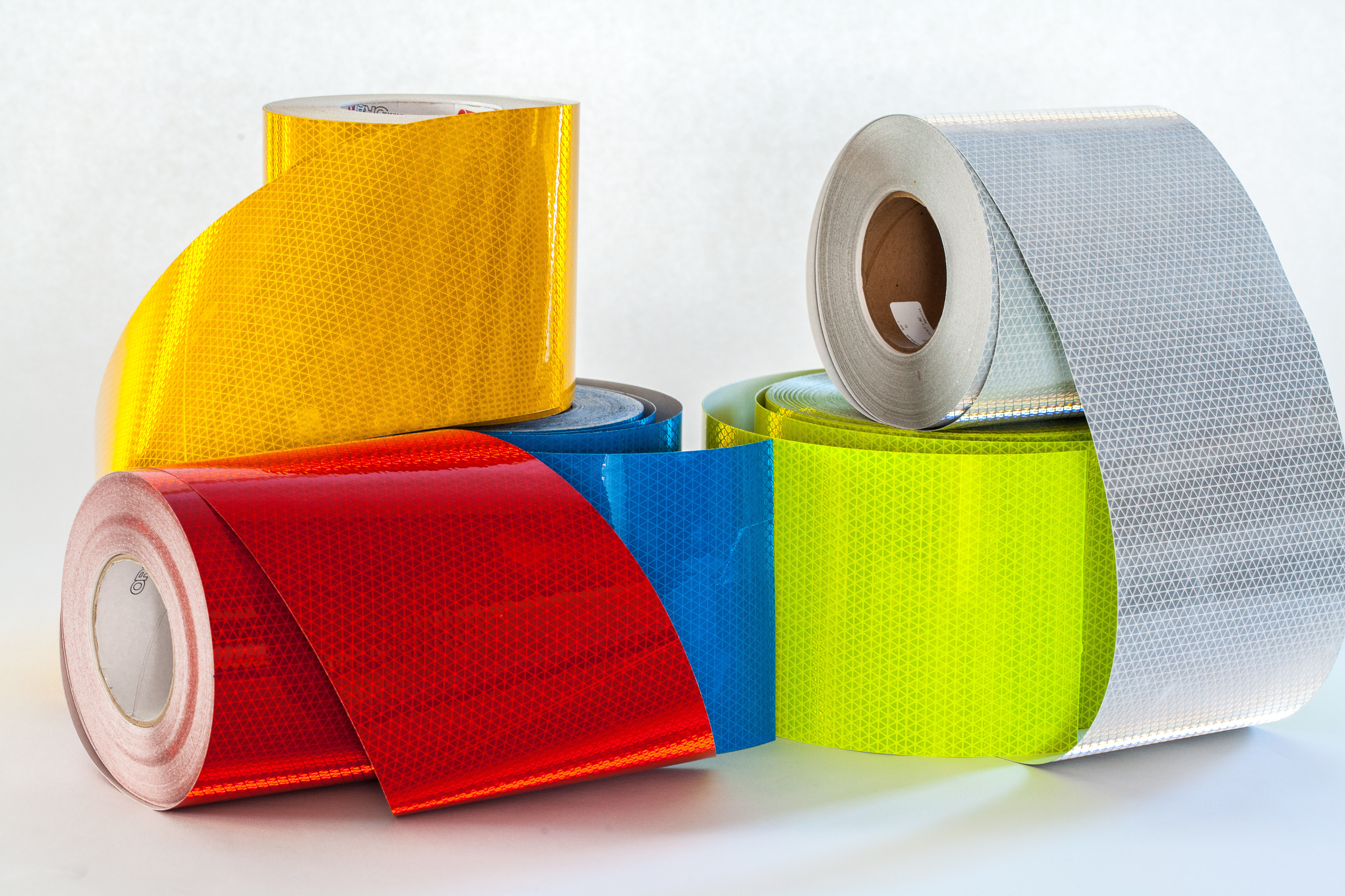 REFLEXITE ORAFOL DAYBRIGHT CONSPICUITY TAPE V92-6''x50yds RED