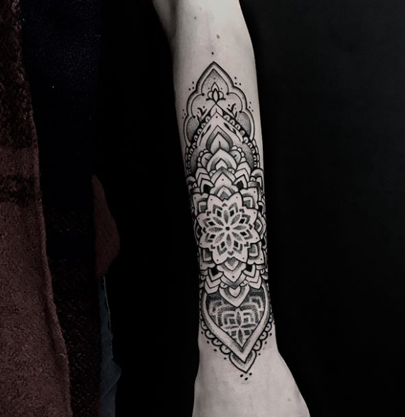 ANUSHKA TATTOO