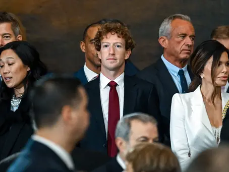 Mark Zuckerberg Lobbies US Senators on AI Amid Political Shifts