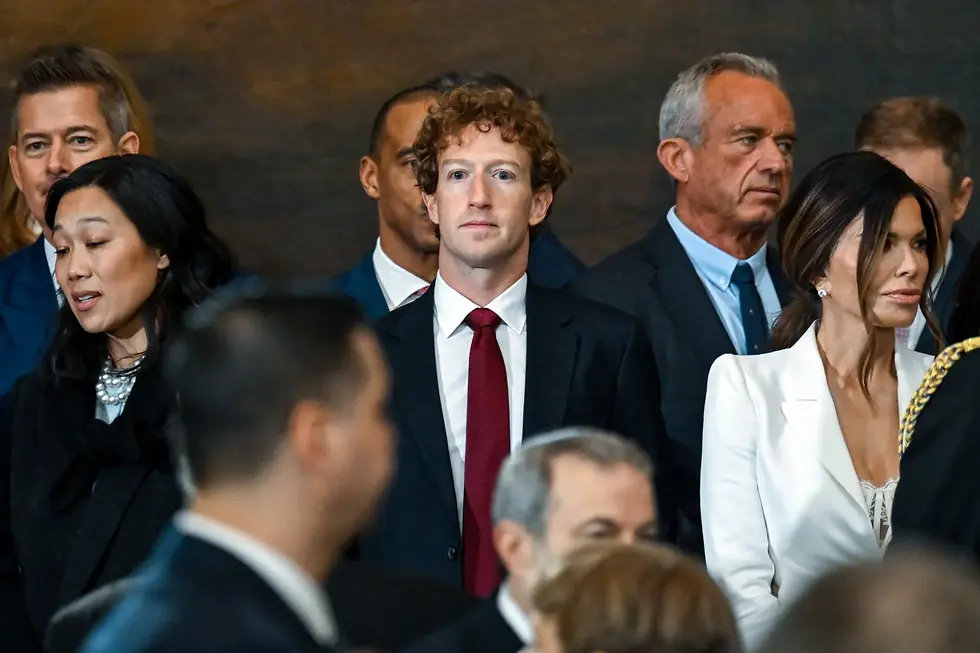 Mark Zuckerberg Lobbies US Senators on AI Amid Political Shifts