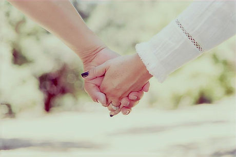 hands-1885310_960_720_edited.jpg