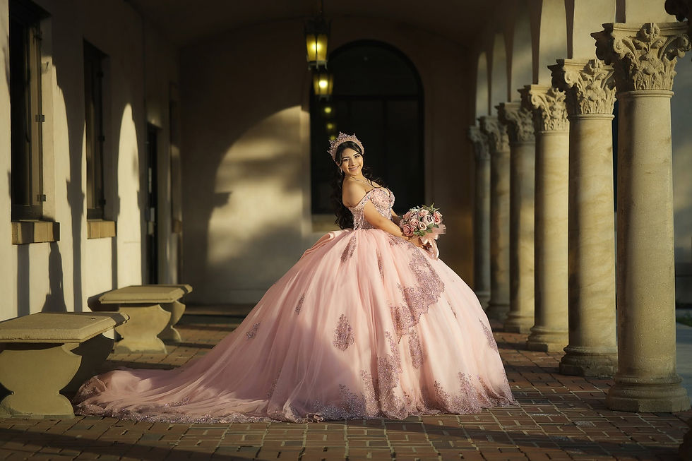 Can I have more than one dress at my Quinceañera