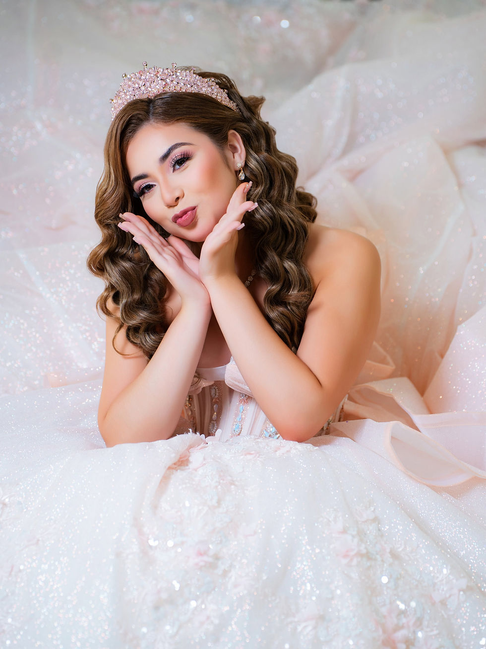 Quinceañera posing with her court during a professional outdoor photoshoot in Dallas–Fort Worth, Texas.