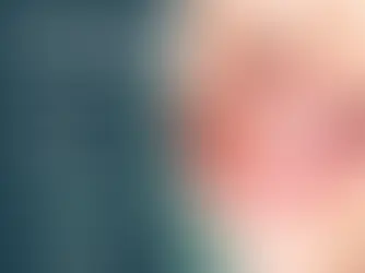 Diş Beyazlatma Yöntemleri: Evde mi, Klinik Uygulamalar mı?