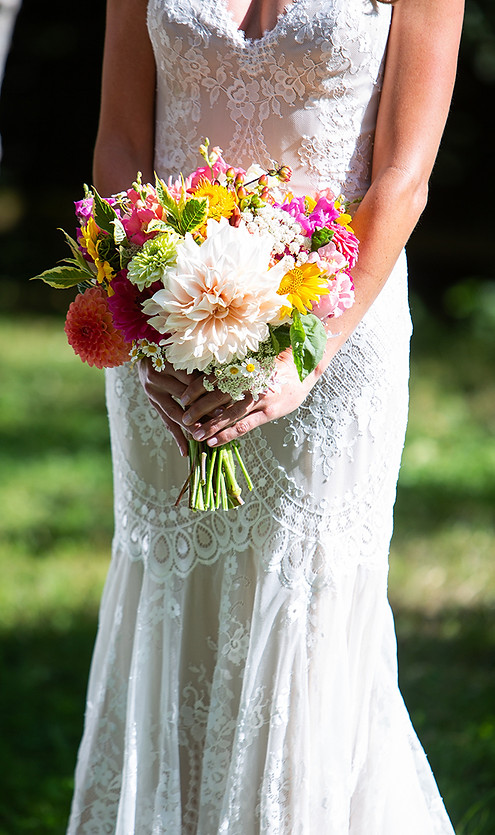 Bride, bridal bouquet, Mitchell Grove, vintage style wedding dress