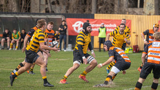 Áčko drží vítěznou sérii, béčko 1:1, mládež s bilancí 1:1