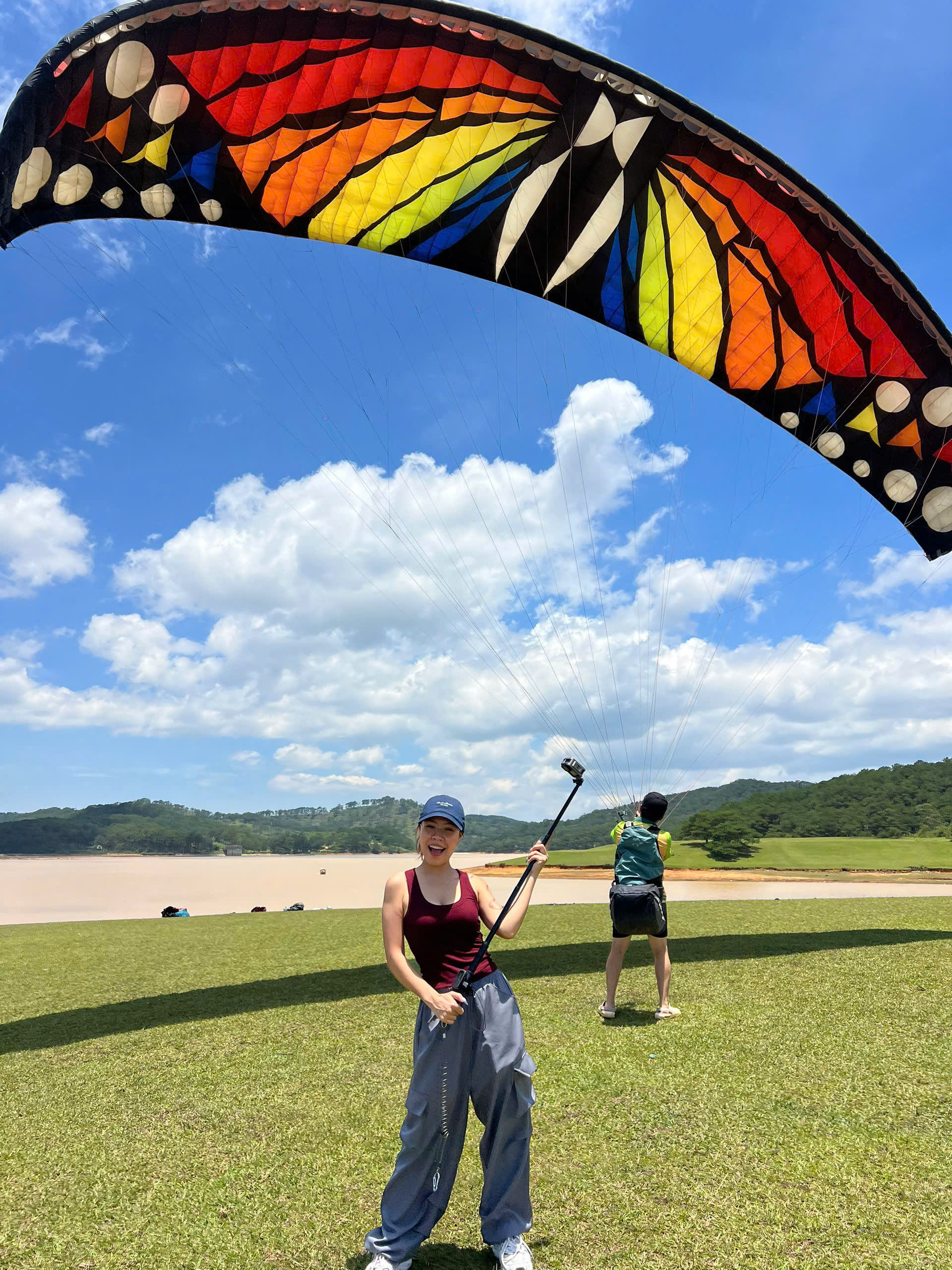 Paragliding Tandem flight with Fly Sapa