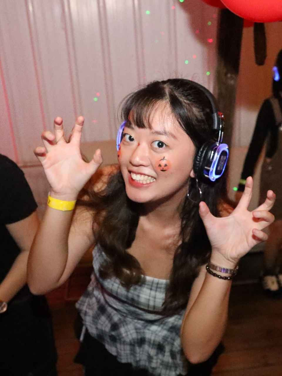 31