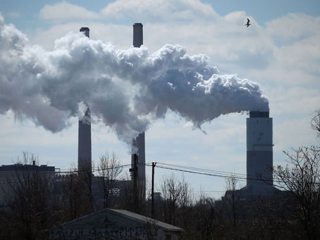 Emisión mundial de carbono aumentó 1.5% anualmente en última década
