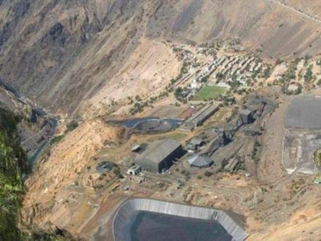 Despliegan acciones de rescate de tres trabajadores en mina Cobriza