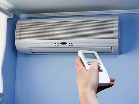 ¿Cuál es la temperatura ideal del aire acondicionado en un ambiente cerrado?
