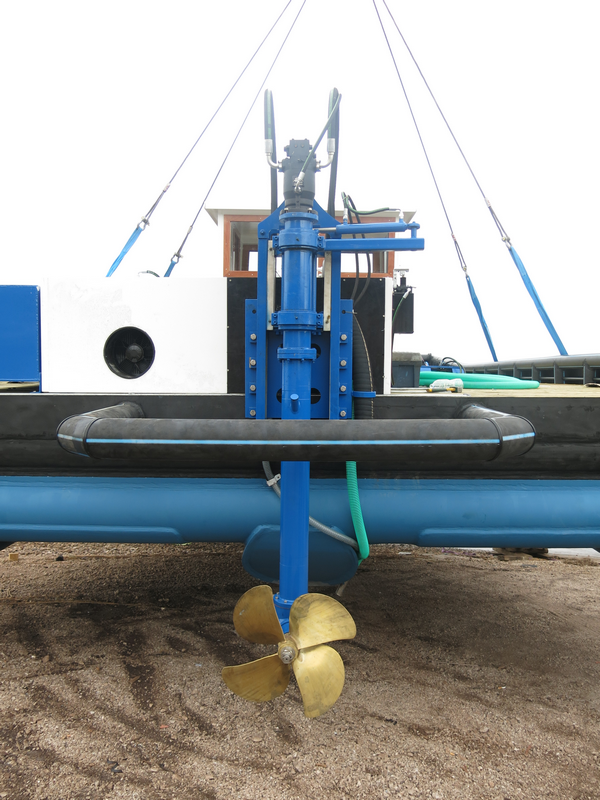 HYDRAULIC RUDDER PROPELLERS