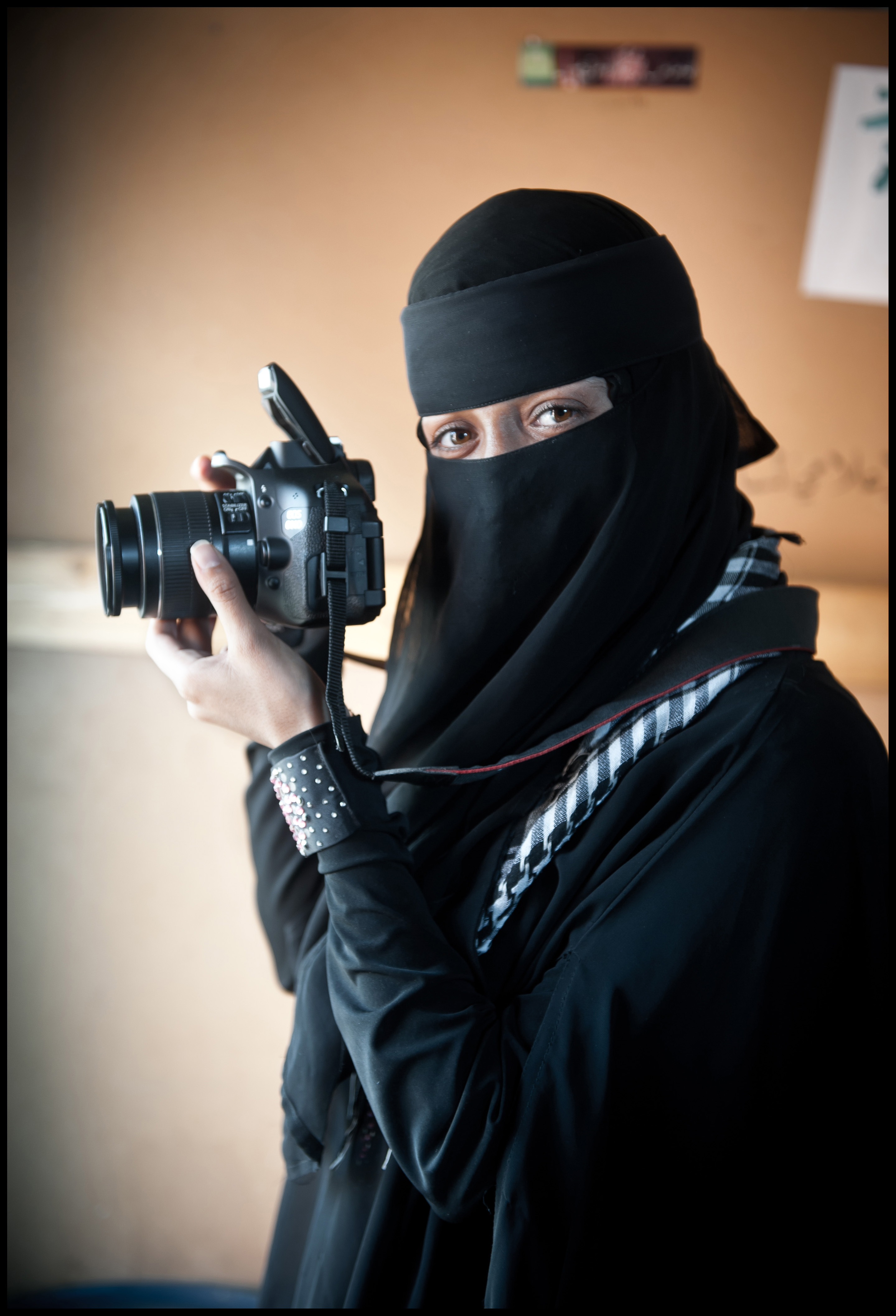PHOTO JOURNALIST