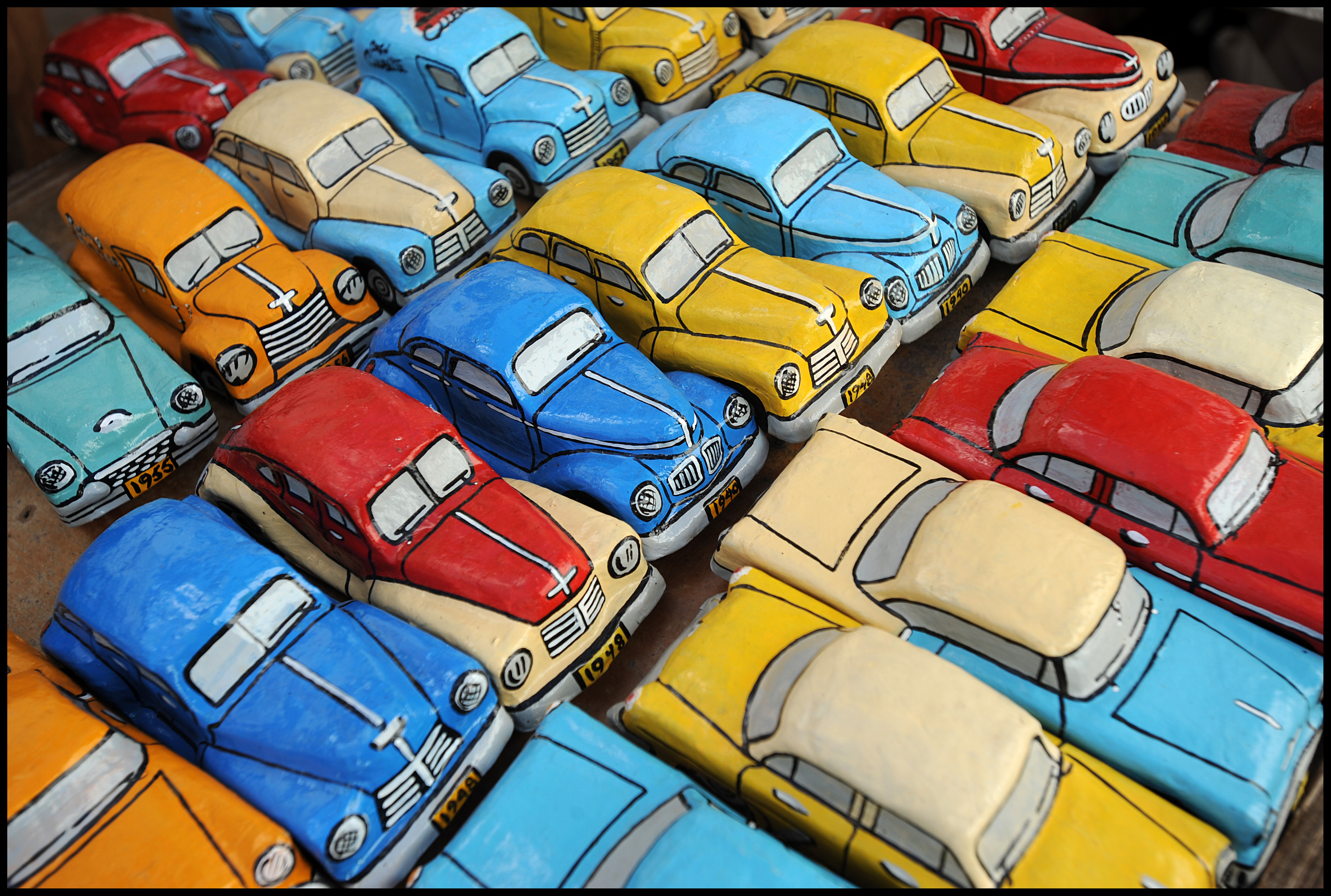 SOUVENIR CARS