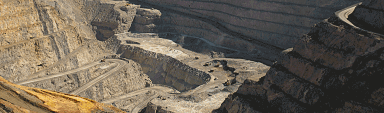 Добыча железа. Березитовый рудник шахты. Добыча руды в карьерах. Стойленский гок карьер. Карьер по добыче полезных ископаемых.