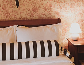 Chambre Maison Yvonnie - The H Collections conciergerie hotelière haut de gamme