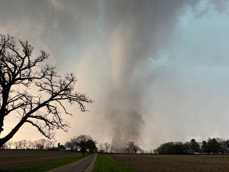 Damaging Tornado Near Rockford, IL Just Now!