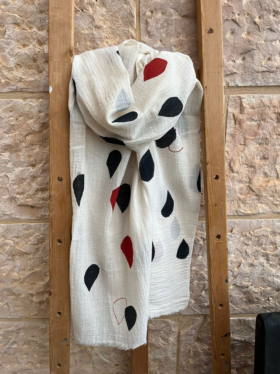 Drops scarf printed on cheese cloth