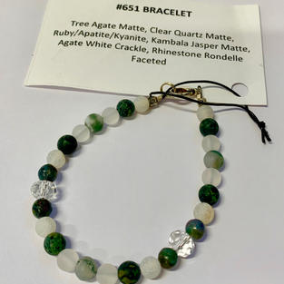 Chakra Bracelet - Green & Quartz