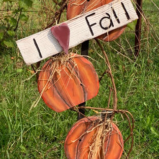 I Love Fall - Pumpkin Stake
