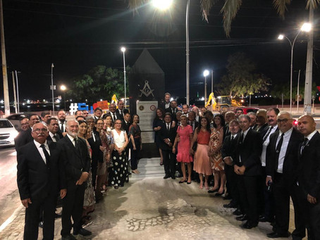 Monumento maçônico é instalado na orla de Petrolina
