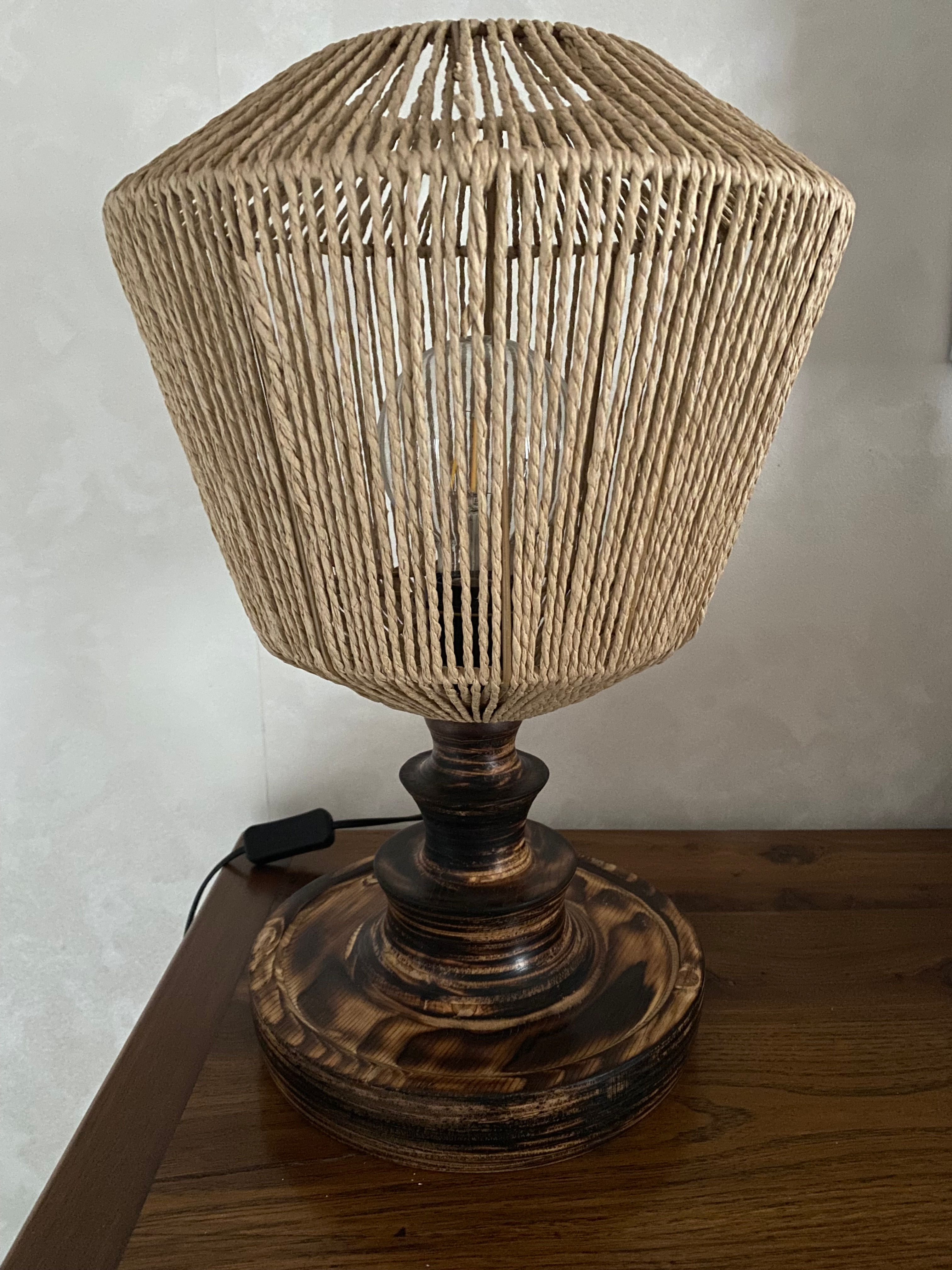 LAMPE CORDE