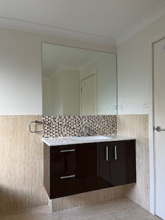 photo for website main bathroom before photo use this.jpg