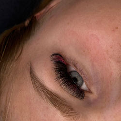 Facetune_05-09-2024-17-03-09