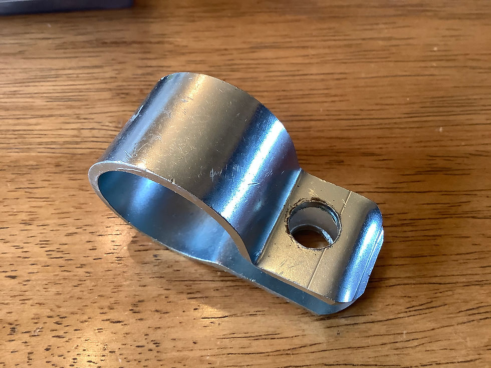BSA C15 Engine Head Steady Clip 40-0301. M40-0301