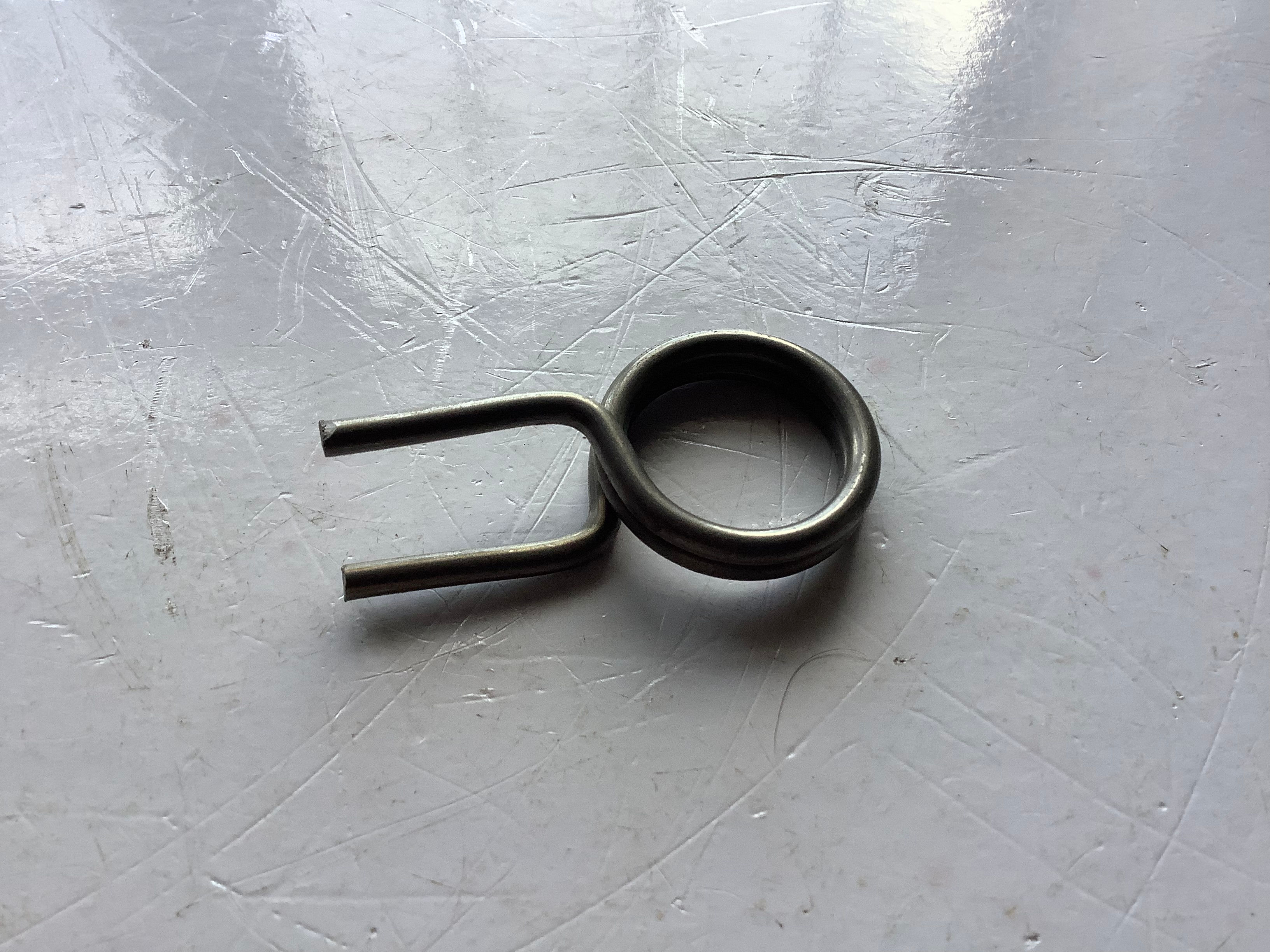 Gear Lever Return Spring: 67-3378. 29146