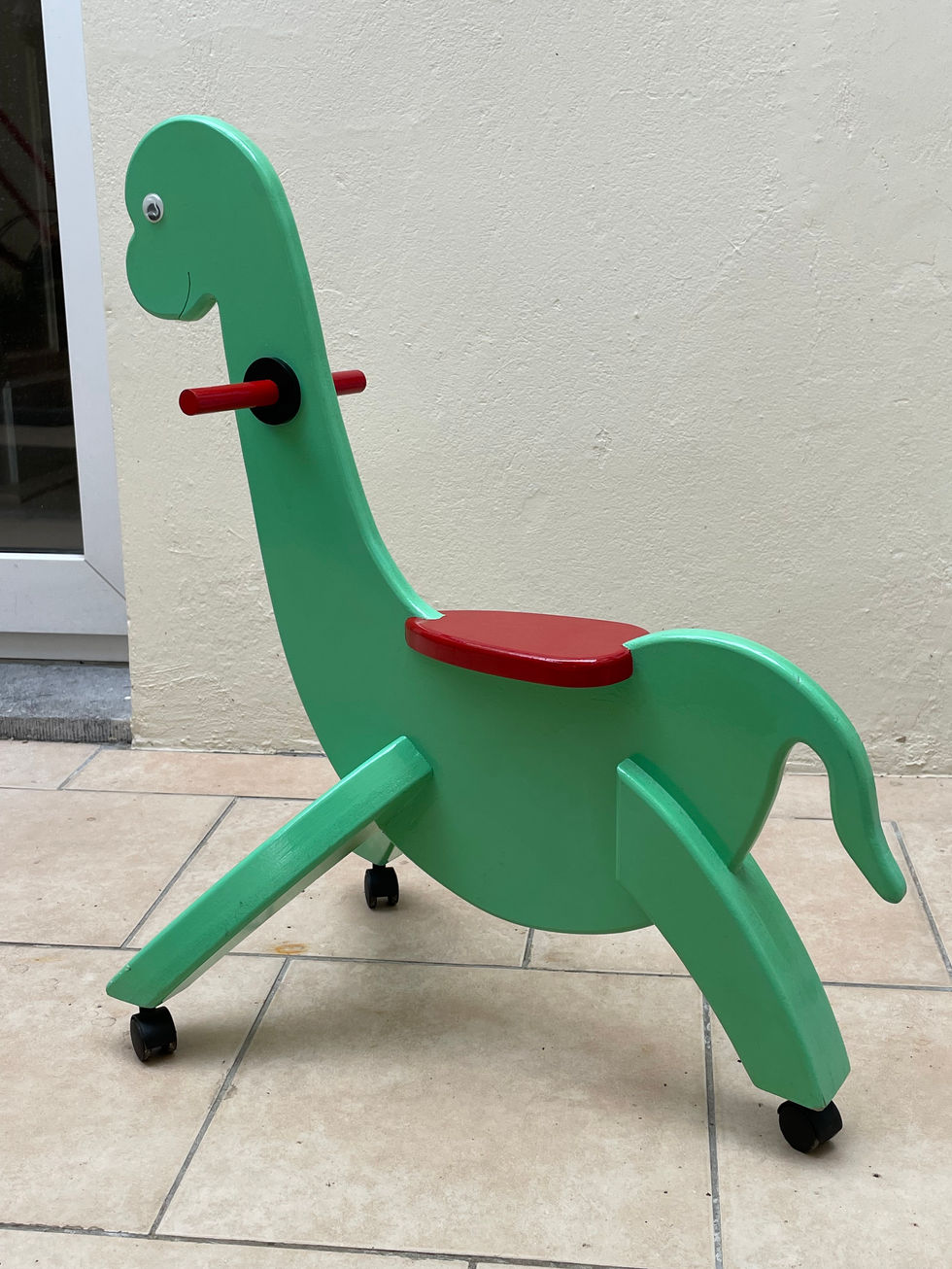 Dino - le trotteur