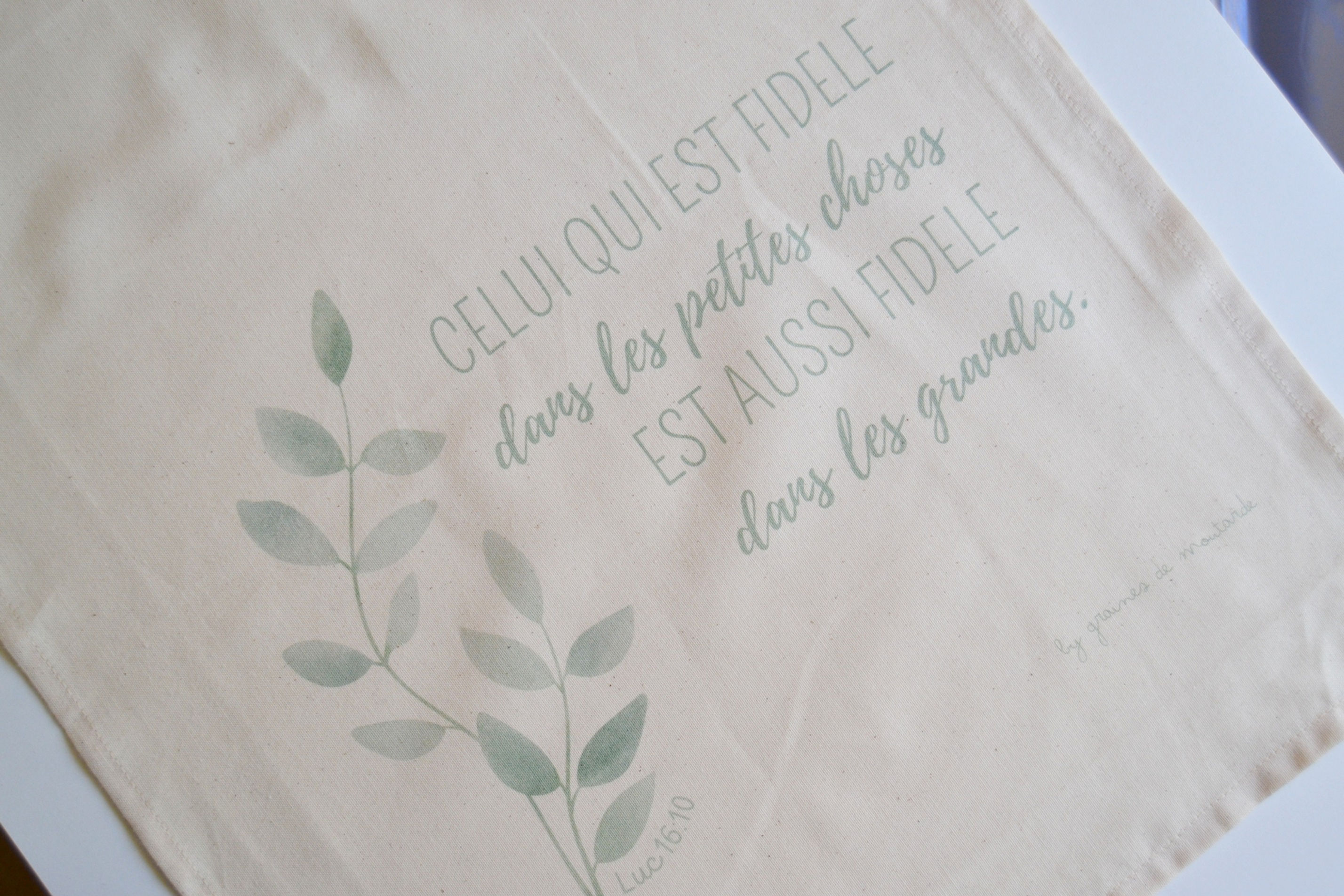 Torchon "Celui qui est fidèle dans les petites choses"