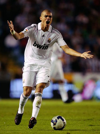 Pepe: Mais uma joia brasileira em terras lusitanas