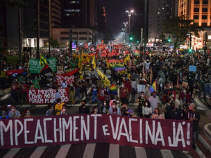 QUANTO MAIS AMPLA A FRENTE, MAIS AMPLA A DECEPÇÃO