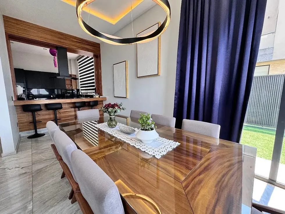 Miniatura: CASA CON VISTA AL CLUB DE GOLF LOMAS DE LINDAVISTA EN VENTA