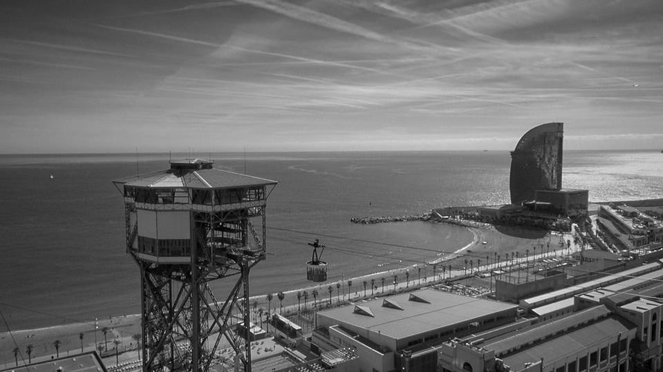 Torre de alta mar para eventos en Barcelona