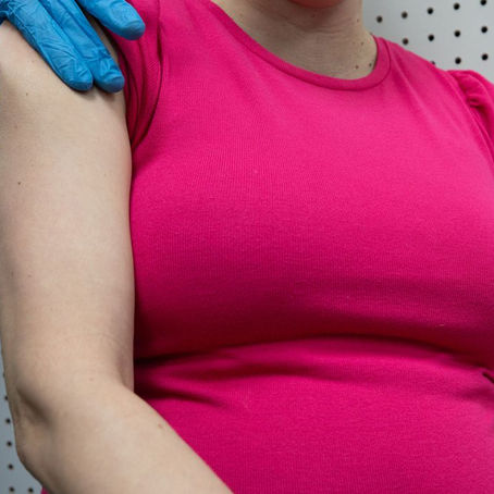 Covid-19: cidades da Zona da Mata suspendem aplicação de AstraZeneca para gestantes