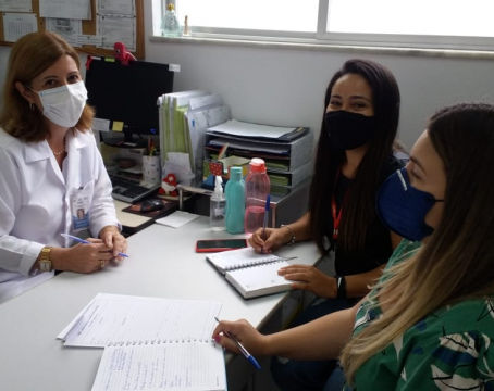 Projeto Saúde em Rede pauta encontro entre CEAE de Leopoldina e Frutal