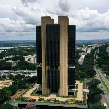 Previsão do mercado financeiro para crescimento do PIB sobe para 5,05%