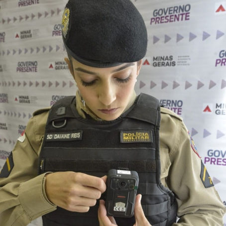 Câmeras nas fardas dos policiais militares de Minas já estão funcionando