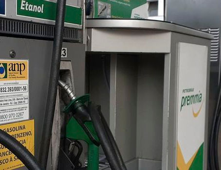 Zema anuncia criação de grupo de trabalho para dialogar e buscar soluções junto aos transportadoras