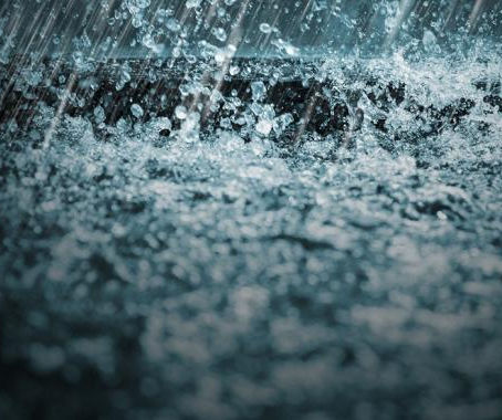 Outono começou com chuva volumosa no Brasil