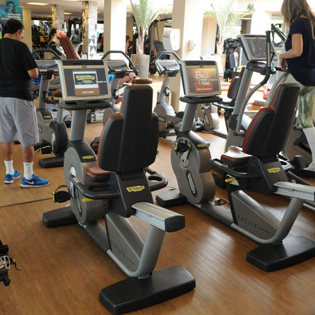 Governo inclui academias e salões em atividades essenciais na pandemia