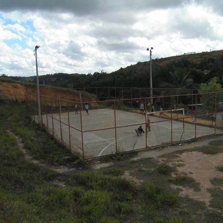 Didi da Elétrica solicita informações das reformas da quadra do Limoeiro e do campo do Bandeirantes