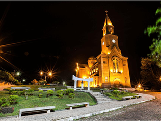 Fachada da Catedral de São Sebastião é tombada como patrimônio cultural em Leopoldina