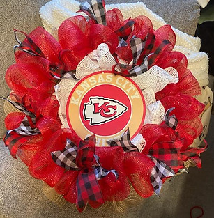Chiefs wreath.jpeg