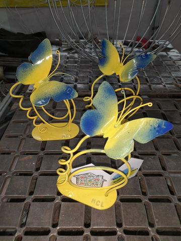 тримачі для навчальних закладів, органайзери для школи, тримачі для документів, тримачі для книг, тримачі для техніки, тримачі для підручників, тримачі для інструментів, тримачі для дошок, зберігання навчальних матеріалів, меблі для навчальних закладів, організація класу, тримачі для творчих матеріалів, ергономічний декор