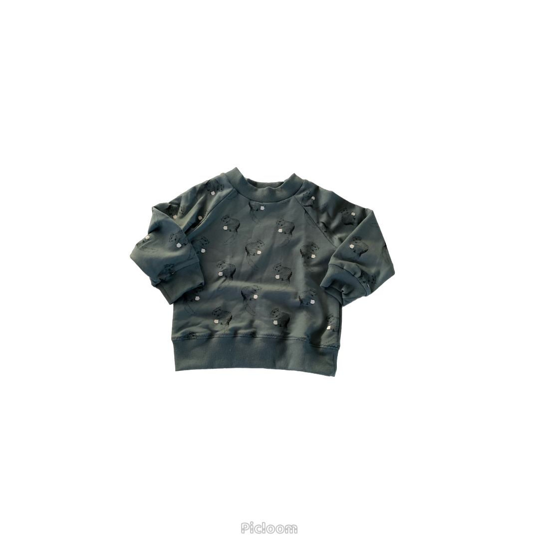 Donkerblauwe Sweater met parels, Sweater eekhoorns, perfect voor koude dagen