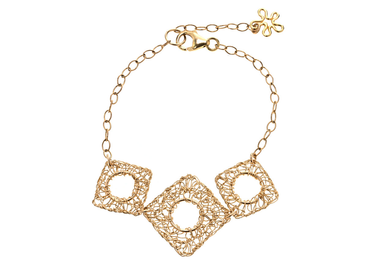 Bracelet -3 wire lozenge with hole